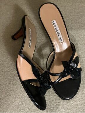 Charles David Black Floral Strap Mid Heel Mules